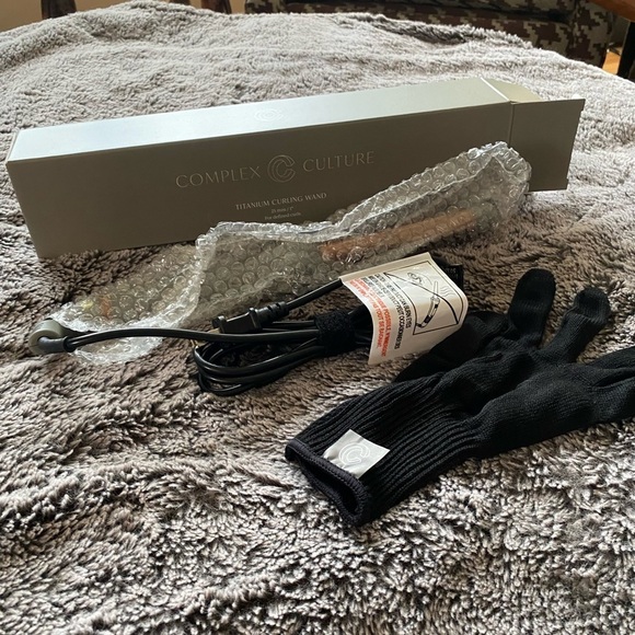 COMPLEX CULTURE 1 INCH Titanium Curling Wand - Picture 1 of 4